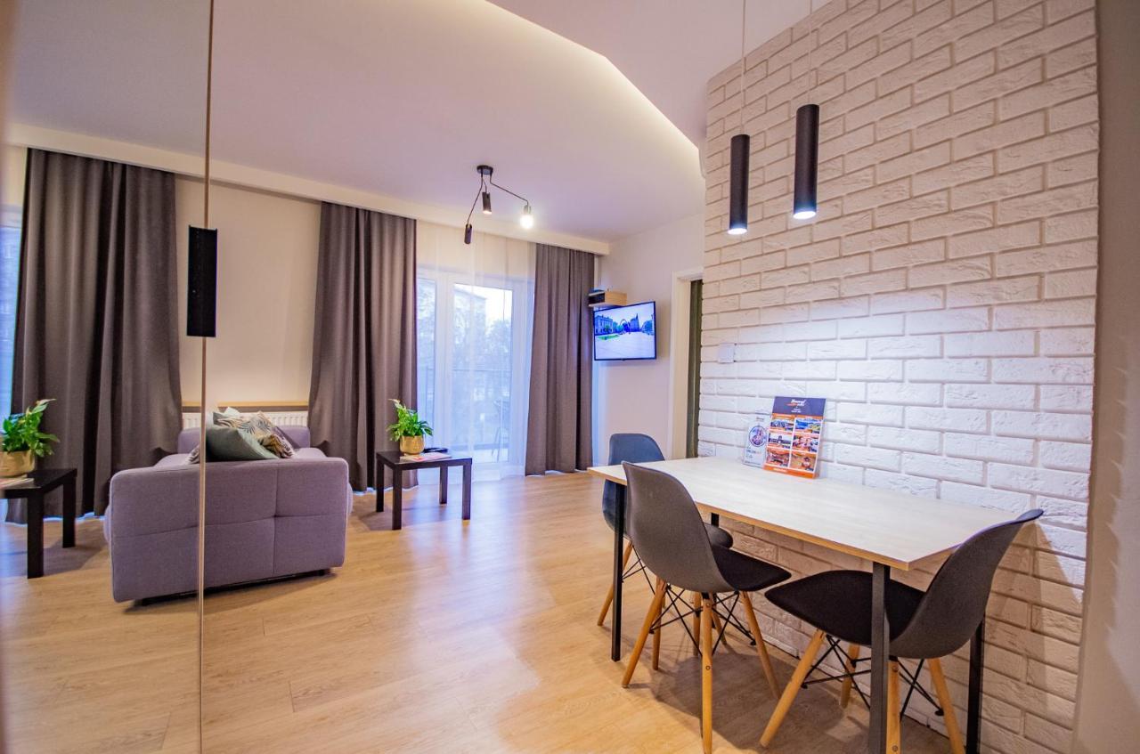 Inpoint Apartments G11 Near Old Town & Kazimierz District & Parking Option Krakow Exterior photo