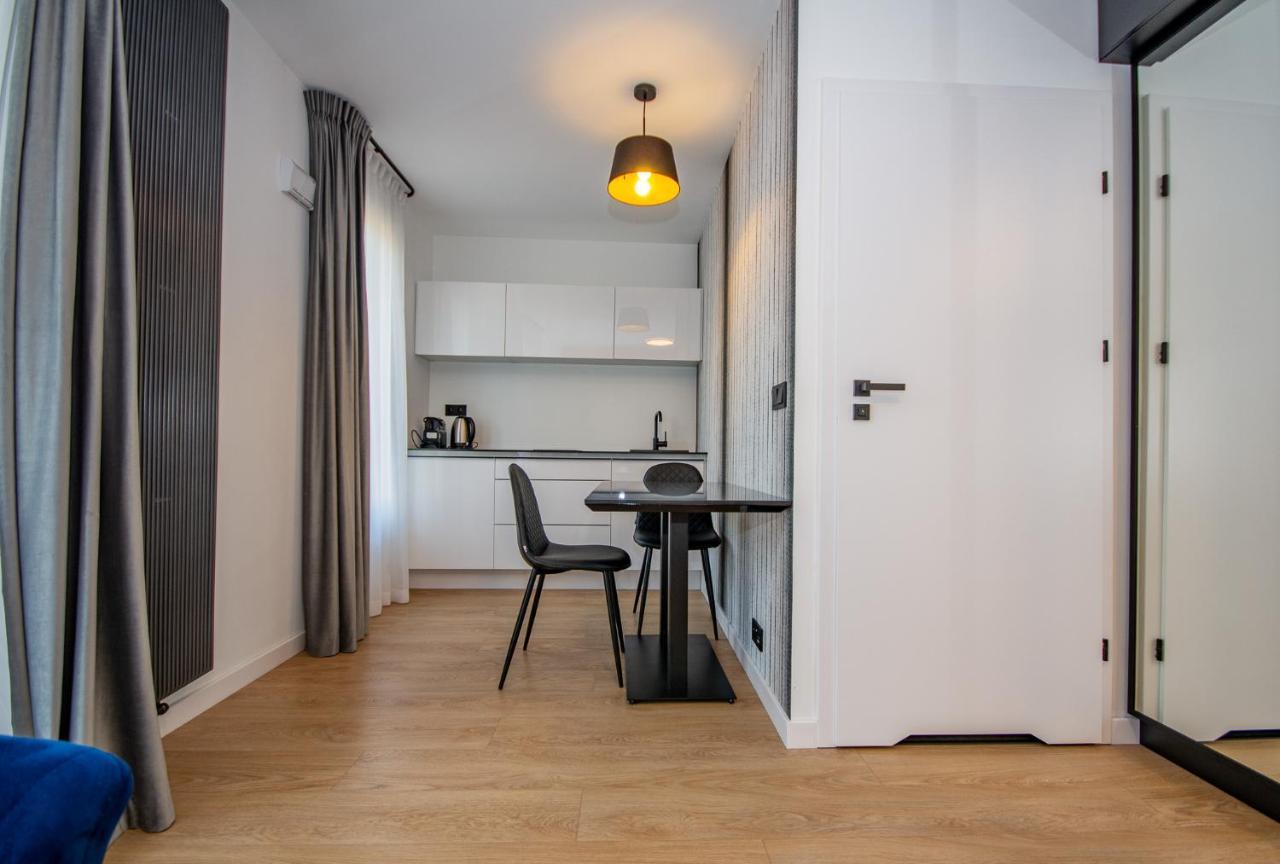 Inpoint Apartments G11 Near Old Town & Kazimierz District & Parking Option Krakow Exterior photo