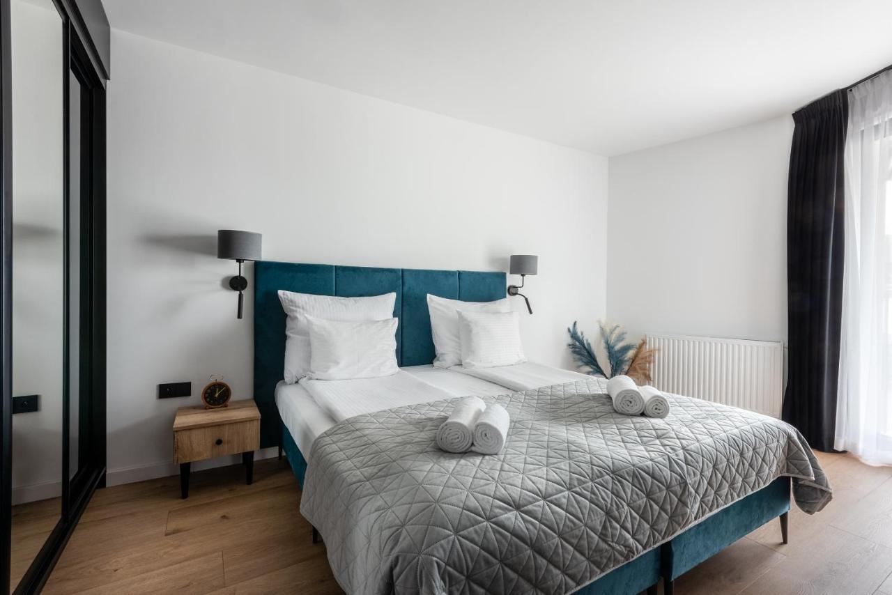 Inpoint Apartments G11 Near Old Town & Kazimierz District & Parking Option Krakow Exterior photo