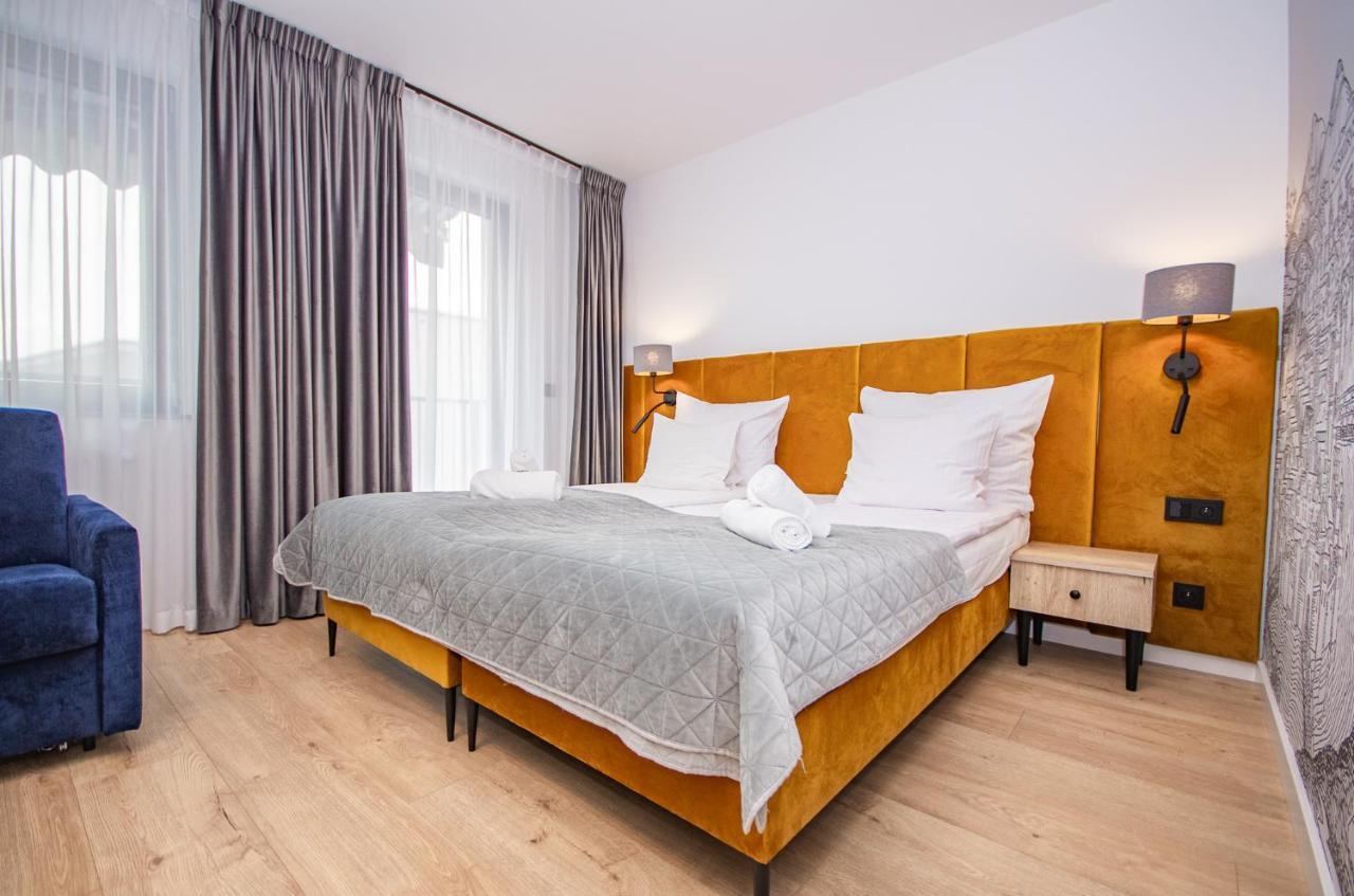 Inpoint Apartments G11 Near Old Town & Kazimierz District & Parking Option Krakow Exterior photo