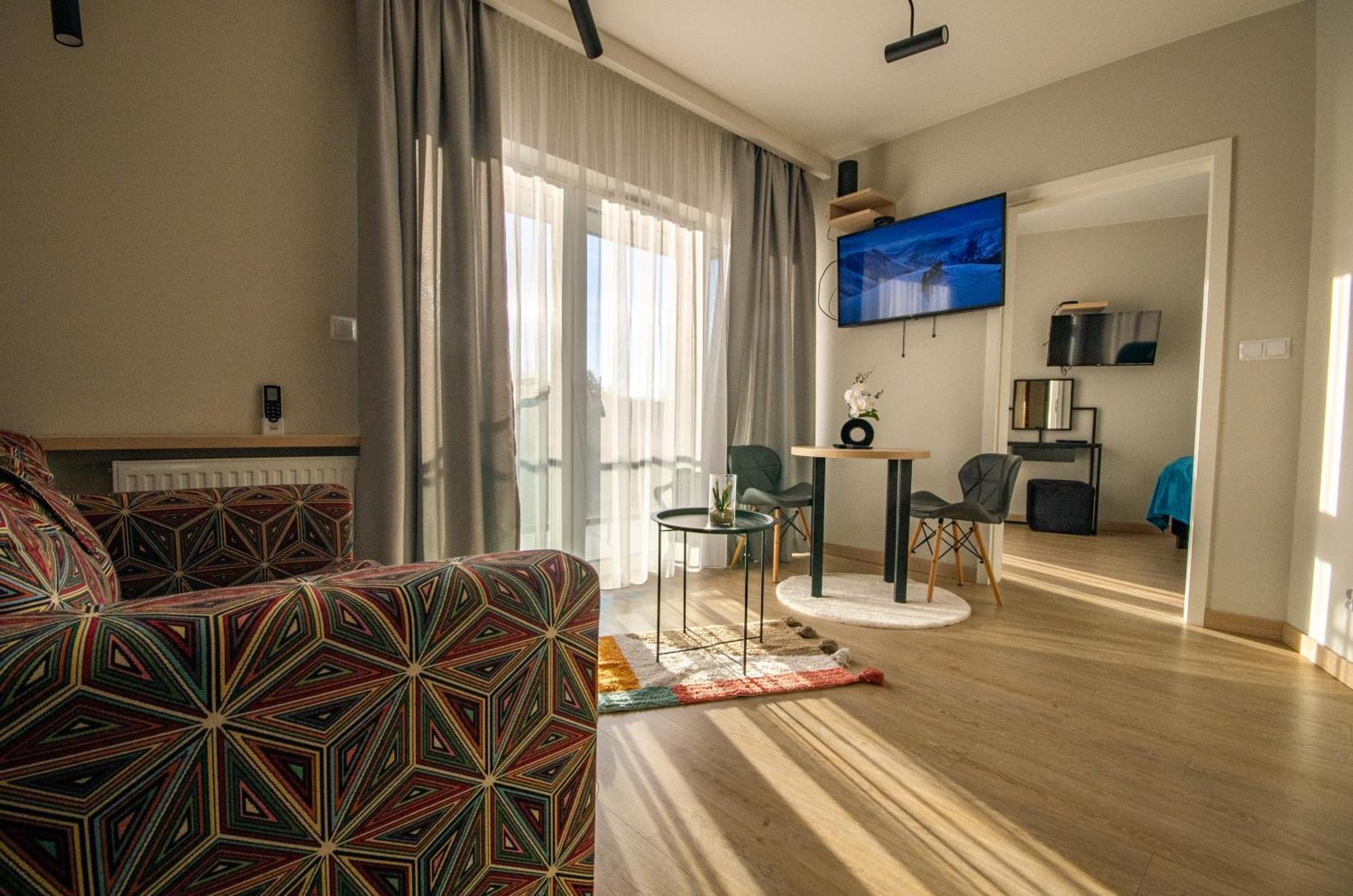 Inpoint Apartments G11 Near Old Town & Kazimierz District & Parking Option Krakow Exterior photo